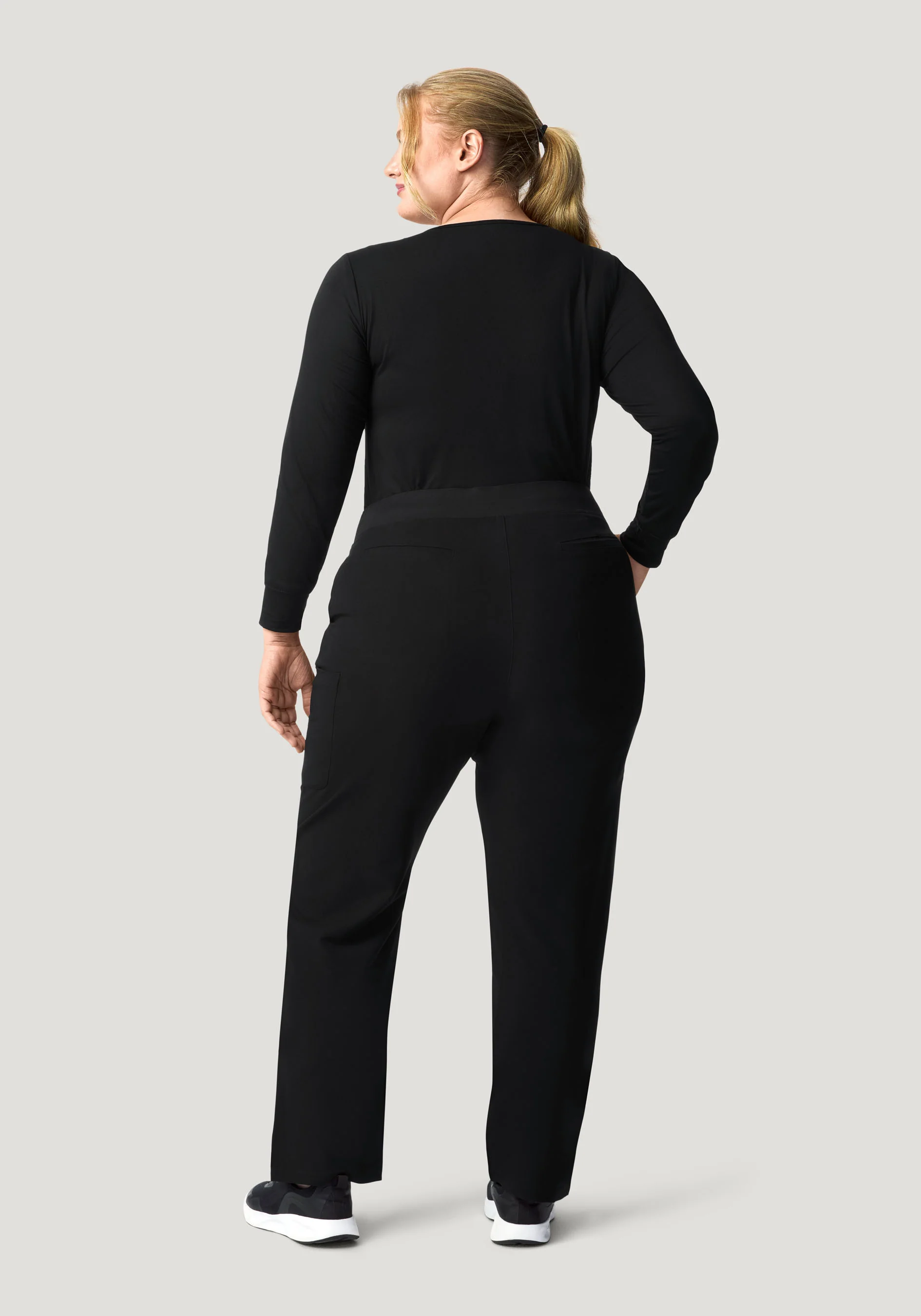 11 Pocket High Waisted Cargos Black - Image 7