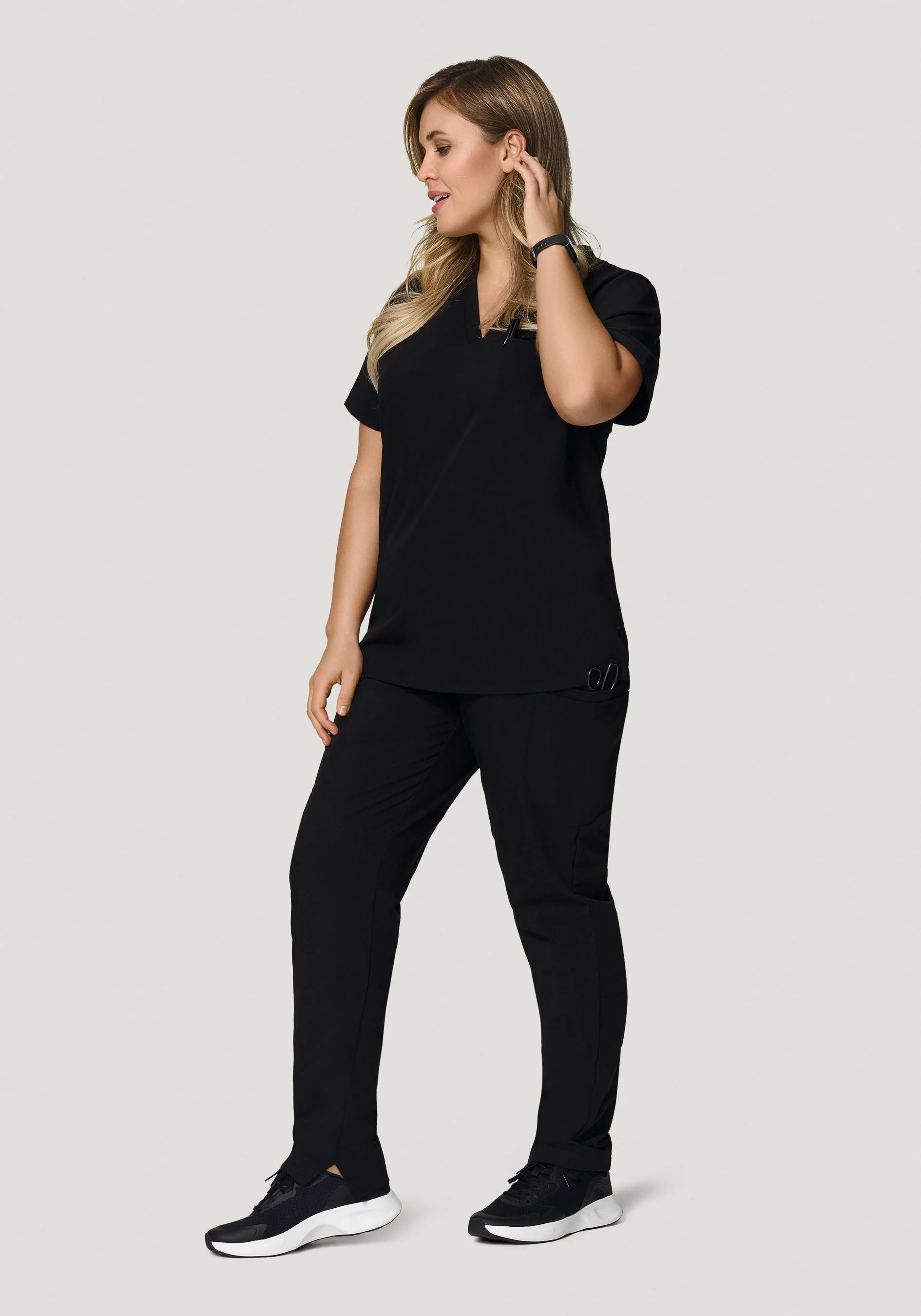 6 Pocket Slim Pants Black - Image 4